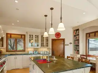 Rare Combination of Warmth and Beauty in a Desirable Neighborhood