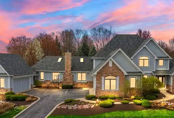 LUXURY LIVING IN DESIRABLE HARRISON WEST