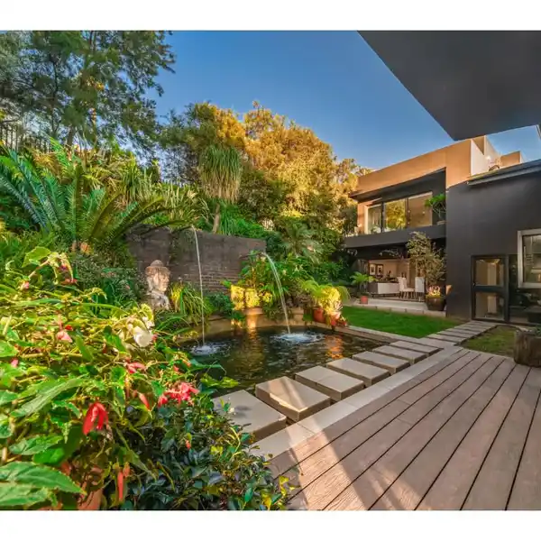 NATURE-INFUSED MASTERPIECE IN NORTHCLIFF