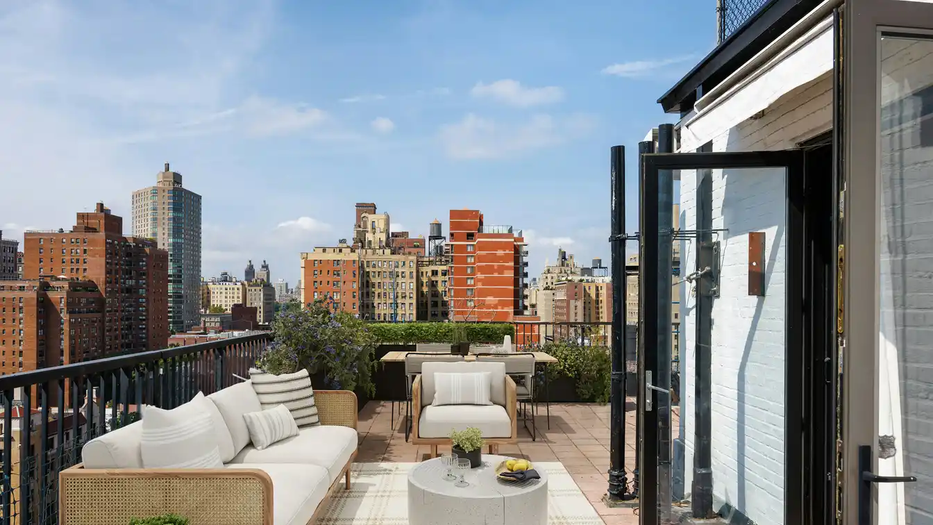 Duplex Home with an Incredible Terrace