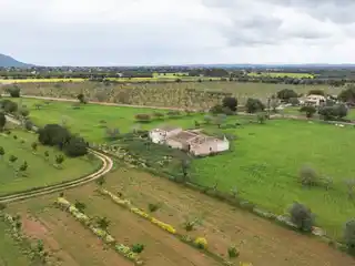 Unique Property Ready for Dream Home