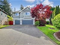 GORGEOUS REMODELED AND UPDATED HOME IN VIEWRIDGE