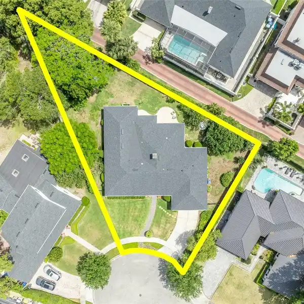 ENDLESS POTENTIAL IN THE HEART OF PARK NORTH