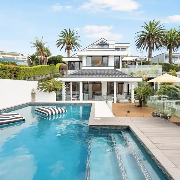 ULTIMATE BEACH SANCTUARY