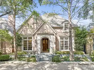 Elegant Home in Sought-After Caruth Village