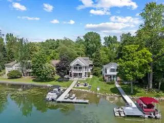 Lakefront Living on Green Lake