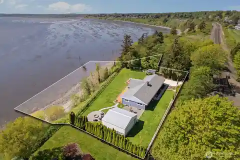 The Locust Beach House