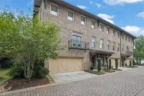 Stunning Brownstone in the Coveted Providence Community