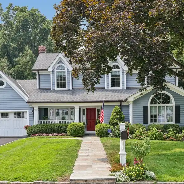 PRISTINE COMPLETELY RENOVATED RESIDENCE