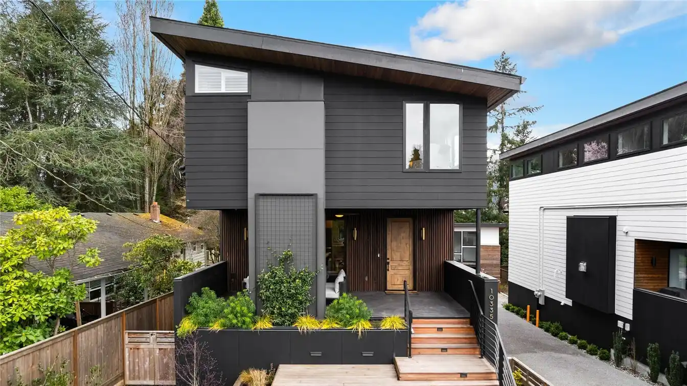 Immaculate Home Designed to Inspire