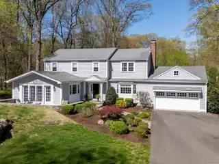 Showstopper Home for a Lifestyle of Comfort and Elegance