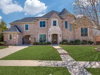 Custom Home in Desirable Griffin Park