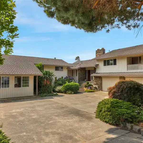 A PEACEFUL SANCTUARY ON A GATED STREET