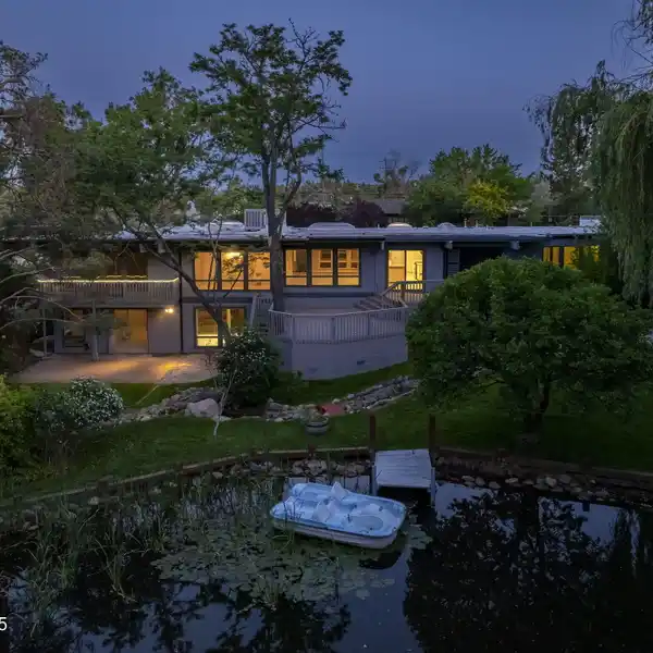 RARE OPPORTUNITY IN INTERLAKEN PARK