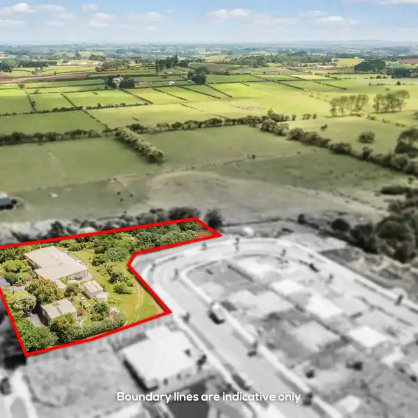 ELEVATED LAND WITH SUPERB VIEWS