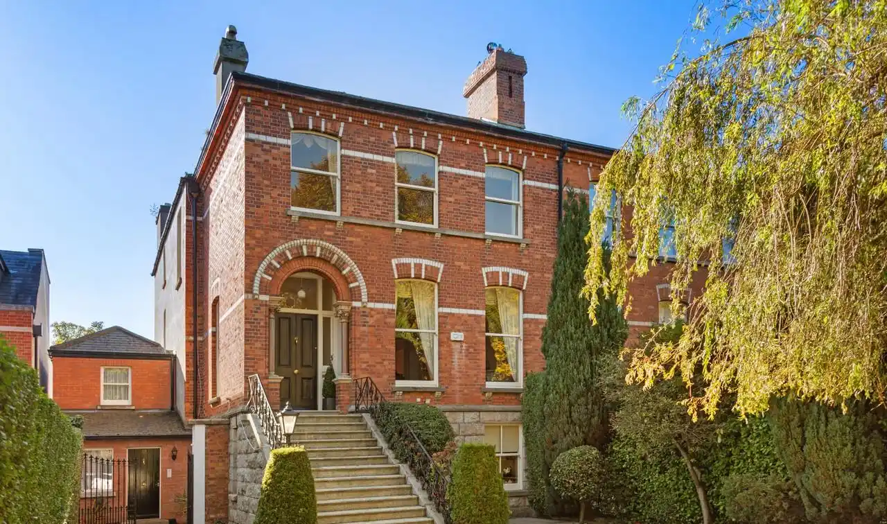 Handsome Circa 1830 Victorian Residence