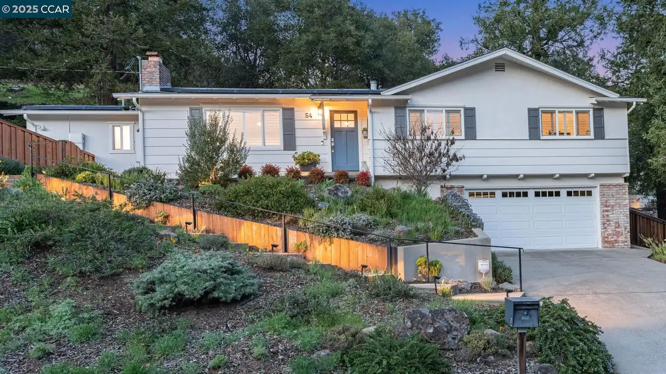 Stunningly Remodeled Home in Del Rey