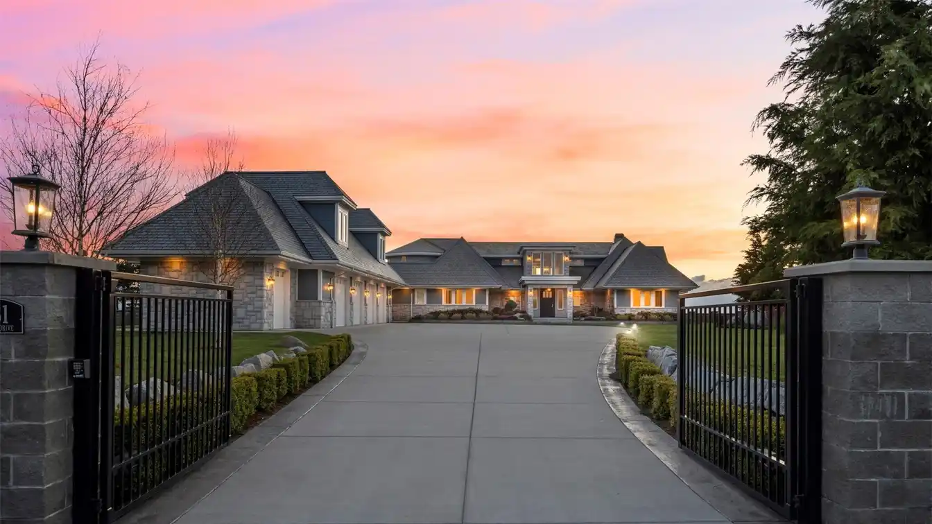 Ultimate Waterfront Luxury