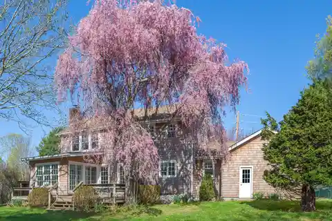 Renovated Traditional Home in the Village of East Hampton