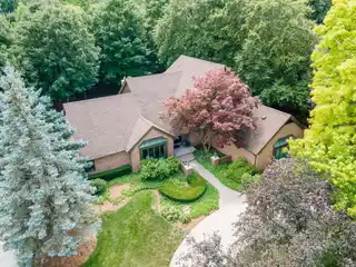 Secluded Riverfront Escape in Oak River West