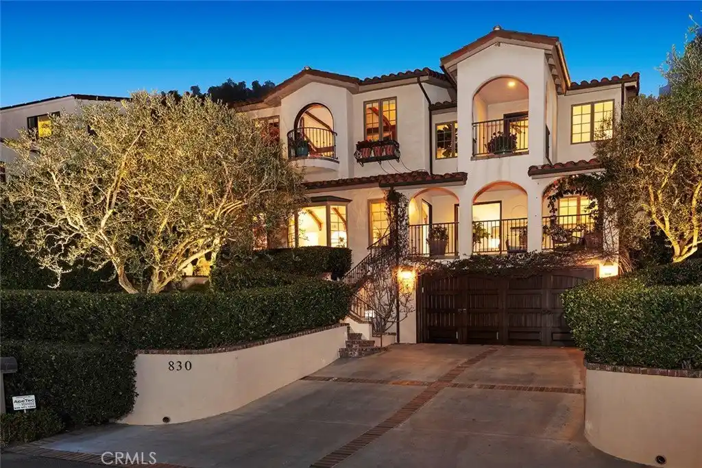 Gorgeous Home with Panoramic Ocean Views