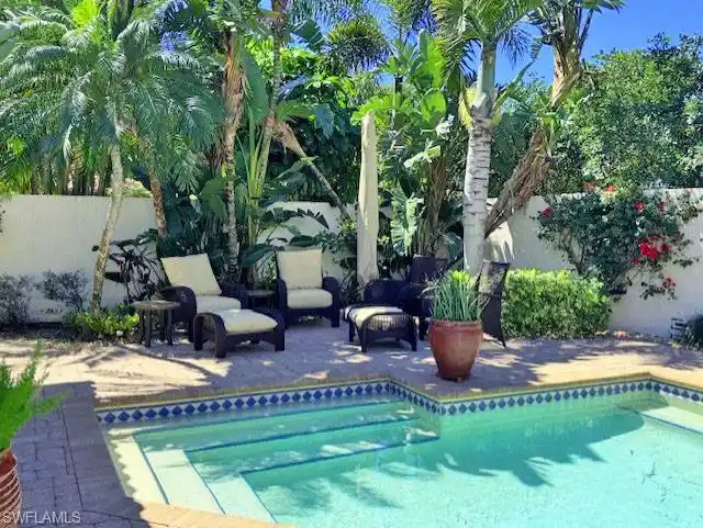 Private Walled Oasis in Las Brisas