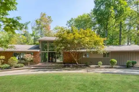 Pure Luxury and Refined Elegance