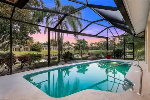 Expansive Estate Home on a Quiet Cul-de-sac