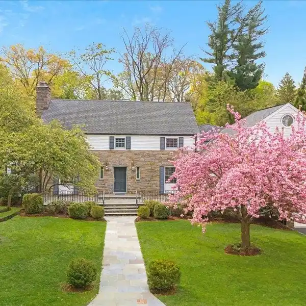 BEAUTIFULLY RENOVATED AND EXPANDED COLONIAL