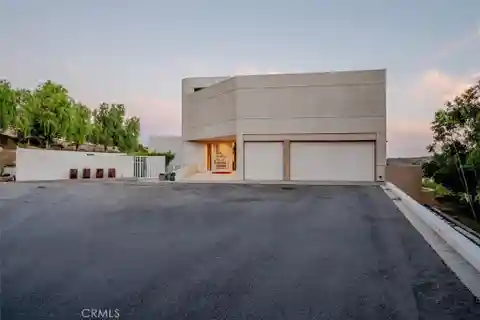Striking Architectural Residence on over an Acre
