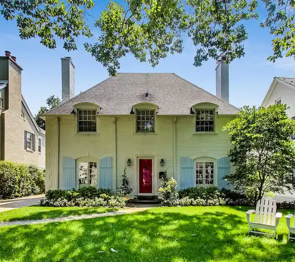 TRULY PICTURESQUE HOME