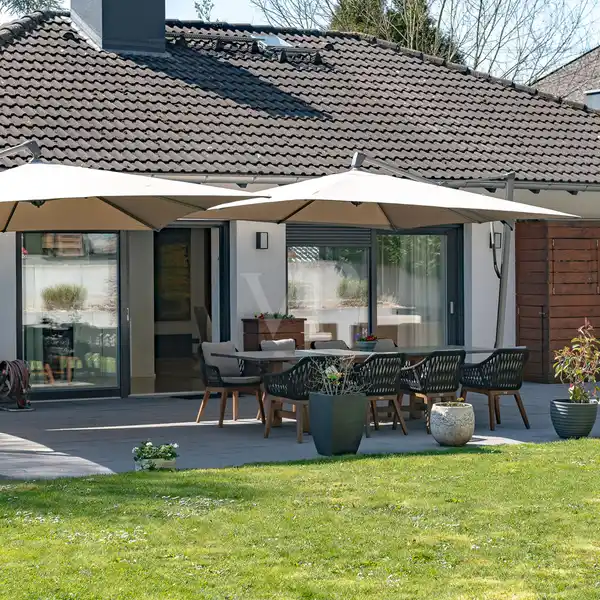 EXCEPTIONAL PROPERTY IN A PRIME LOCATION
