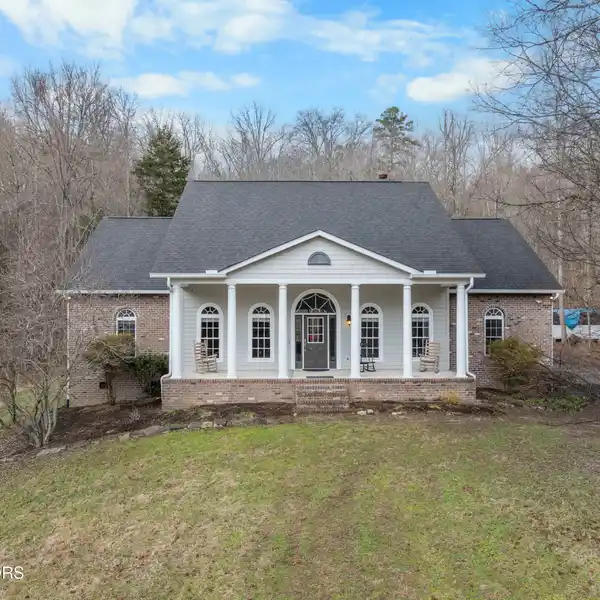 SPECIAL HOME ON FIVE PRIVATE ACRES