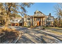 ELEGANT HOME IN THE HEART OF GREENVILLE