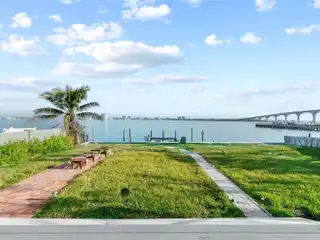Rare Waterfront Opportunity