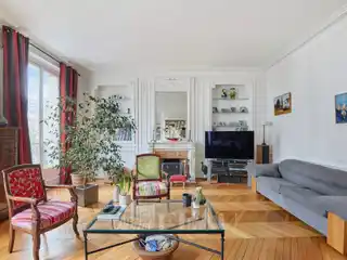 Beautifully Detailed Luxury Apartment