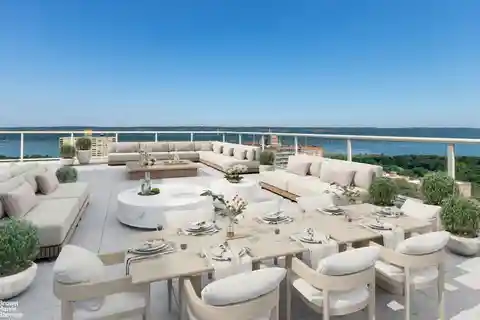 Spectacular Solaria Penthouse with River Views
