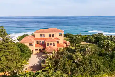 Oceanfront Villa with Separate Cottage