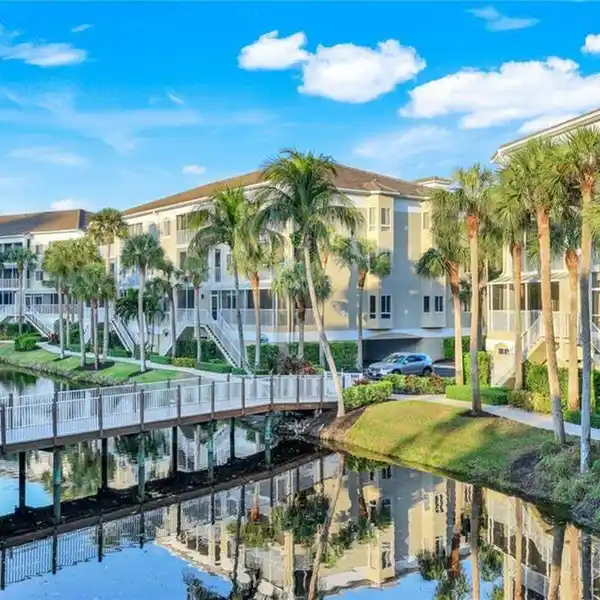 UPDATED HOME IN PEBBLE CREEK IN PELICAN BAY