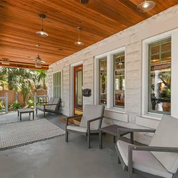 HISTORIC CHARM WITH MODERN COMFORT