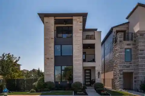 Stunning Designer Residence with Outdoor Oasis