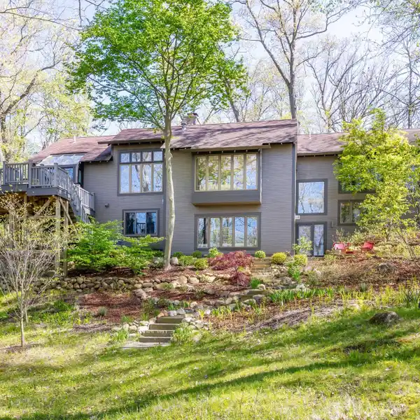 HILLTOP CONTEMPORARY ON THREE LUSH ACRES