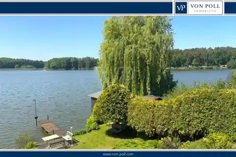 Unique Lakeside Property with a Detached House