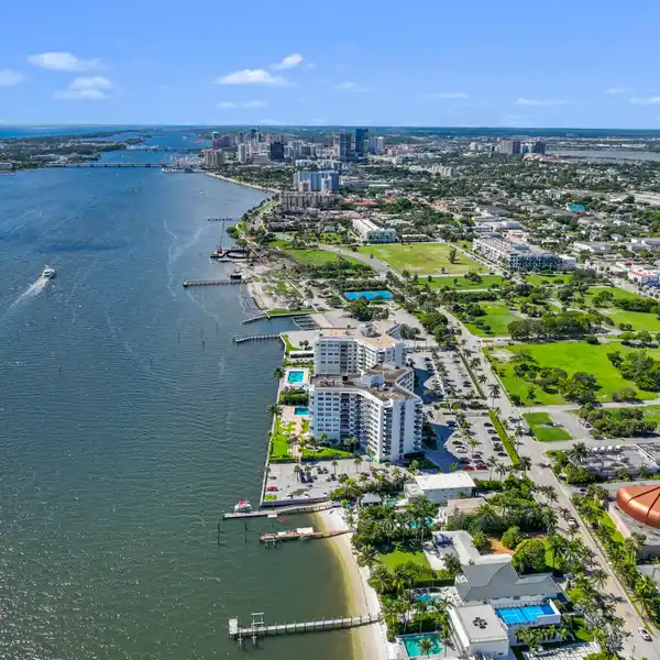 NEW DIRECT INTRACOASTAL OASIS