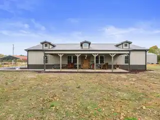 Rural Retreat on 23.87 Acres