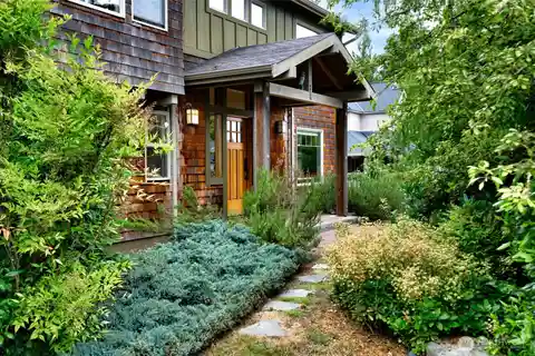 Exceptional Northwest-Style Home on 2.5 Acres