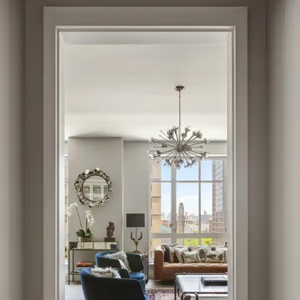 LIGHT-FILLED HOME IN THE PRESTIGIOUS KENT CONDOMINIUM