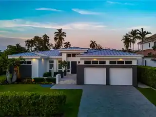 Corner Property in Prestigious Royal Harbor