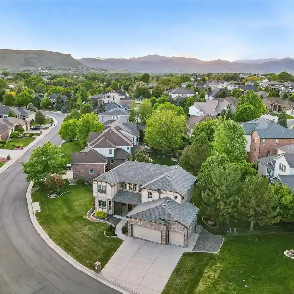 METICULOUSLY MAINTAINED HOME WITH INVITING FIREPLACE