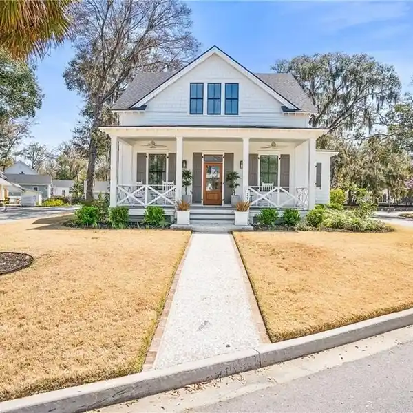STUNNING HOME IN THE CELADON COMMUNITY